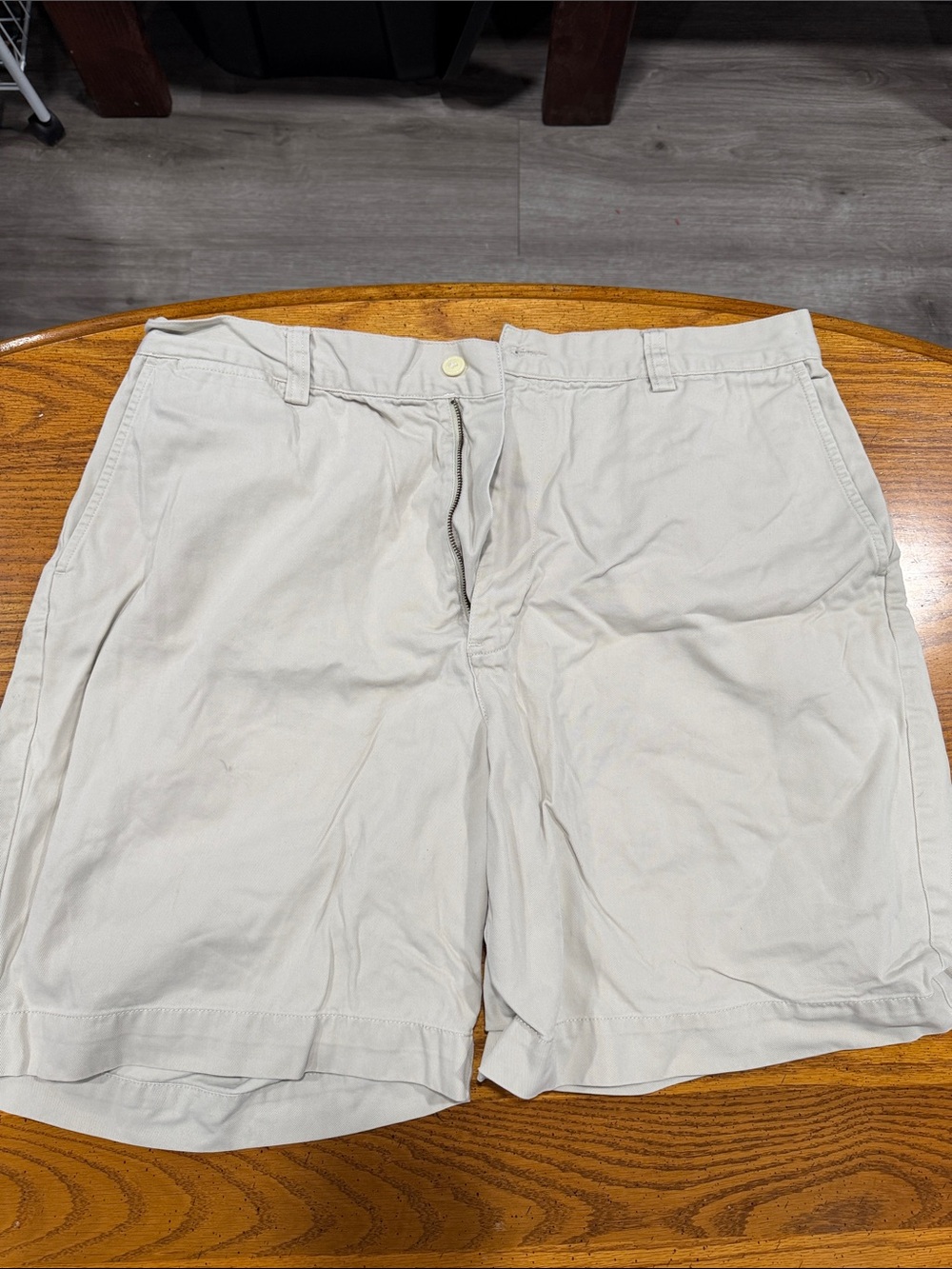 Polo by Ralph Lauren Men's Light Cream Flat-Front Shorts